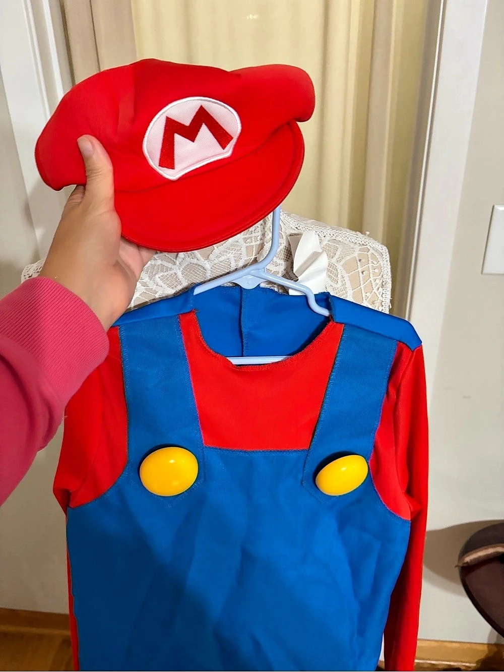 Super Mario Kids Costume with Hat – Size Medium 7–8